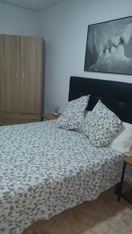 Hostal Sol Celeste Lloret de Mar Zewnętrze zdjęcie