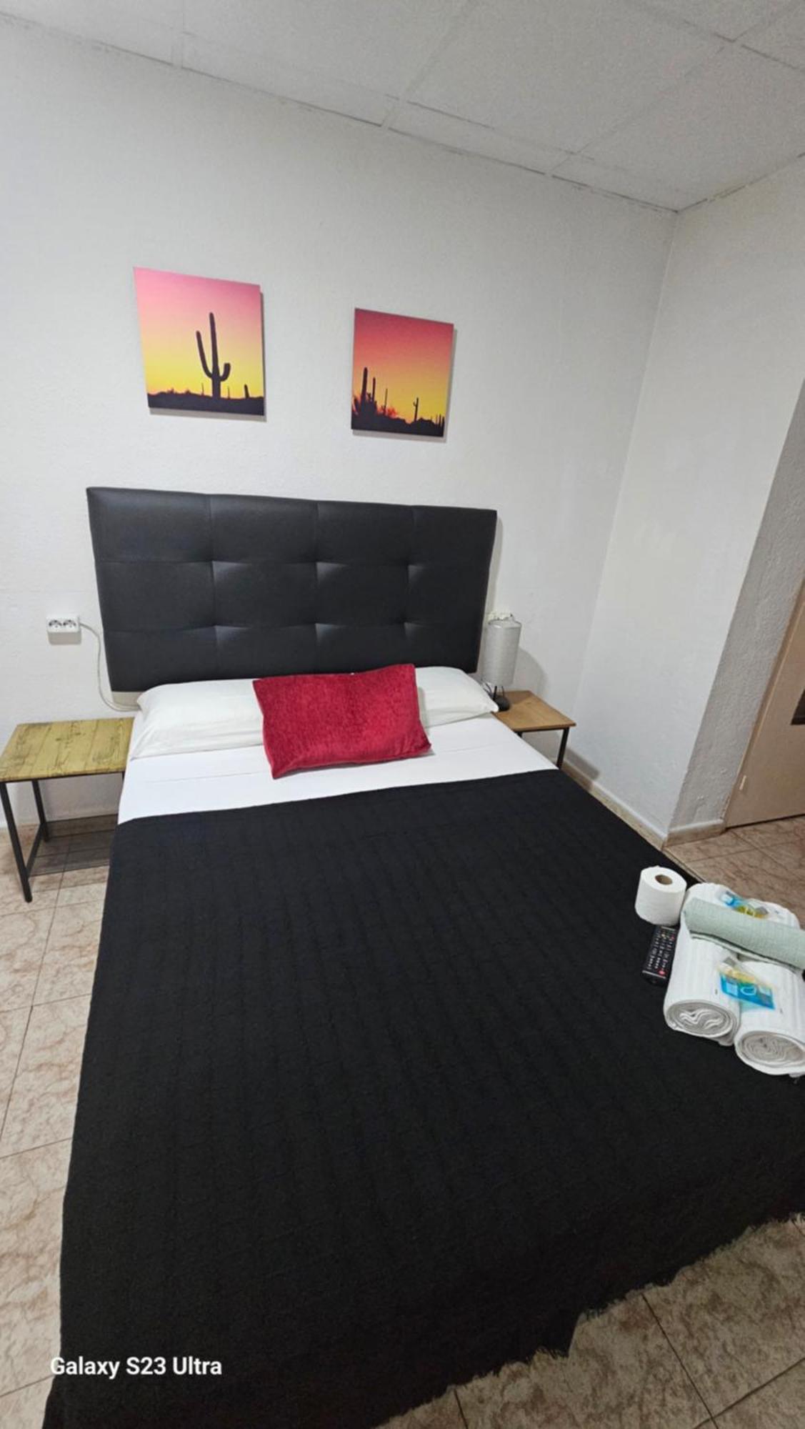 Hostal Sol Celeste Lloret de Mar Zewnętrze zdjęcie