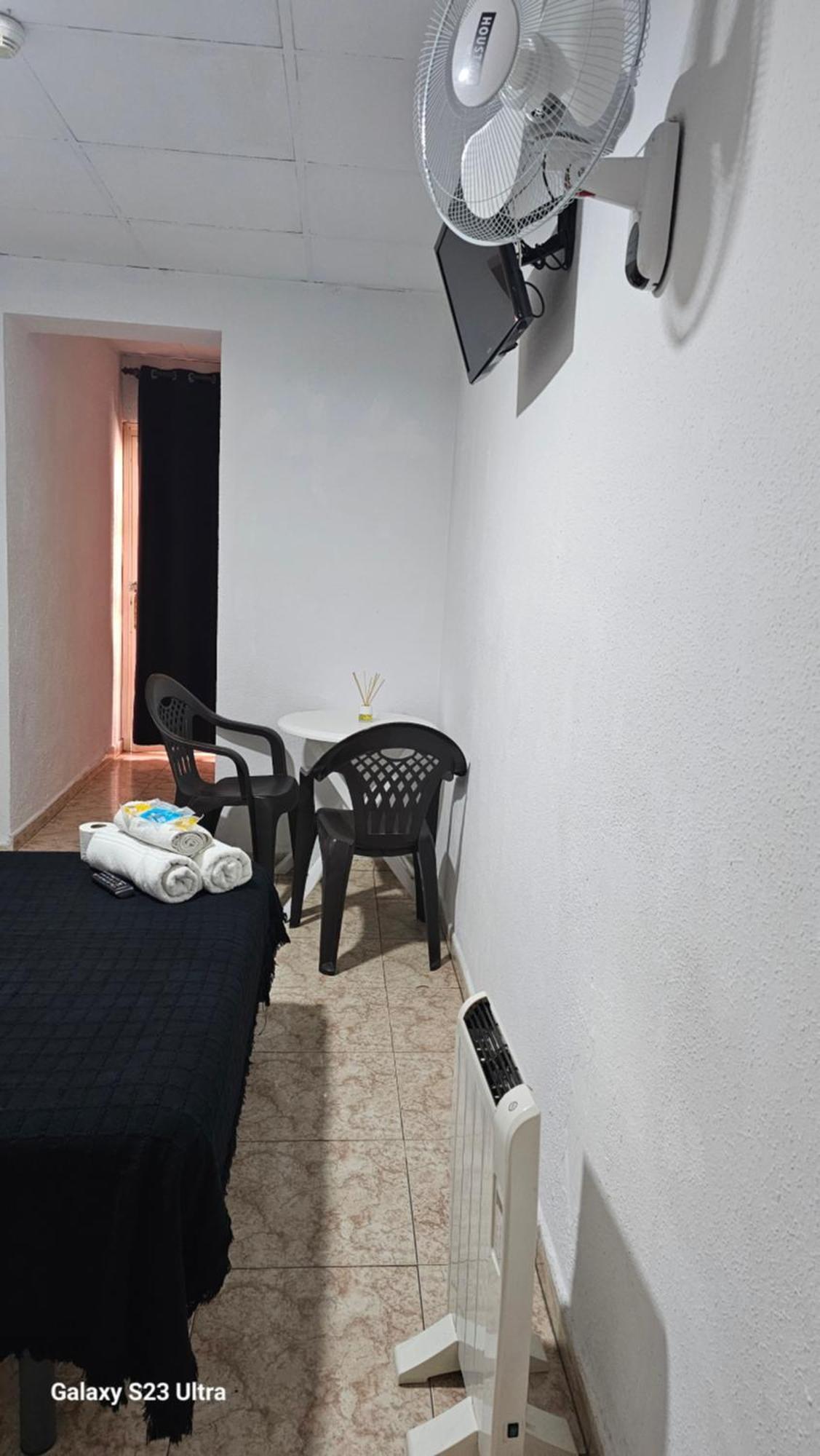 Hostal Sol Celeste Lloret de Mar Zewnętrze zdjęcie