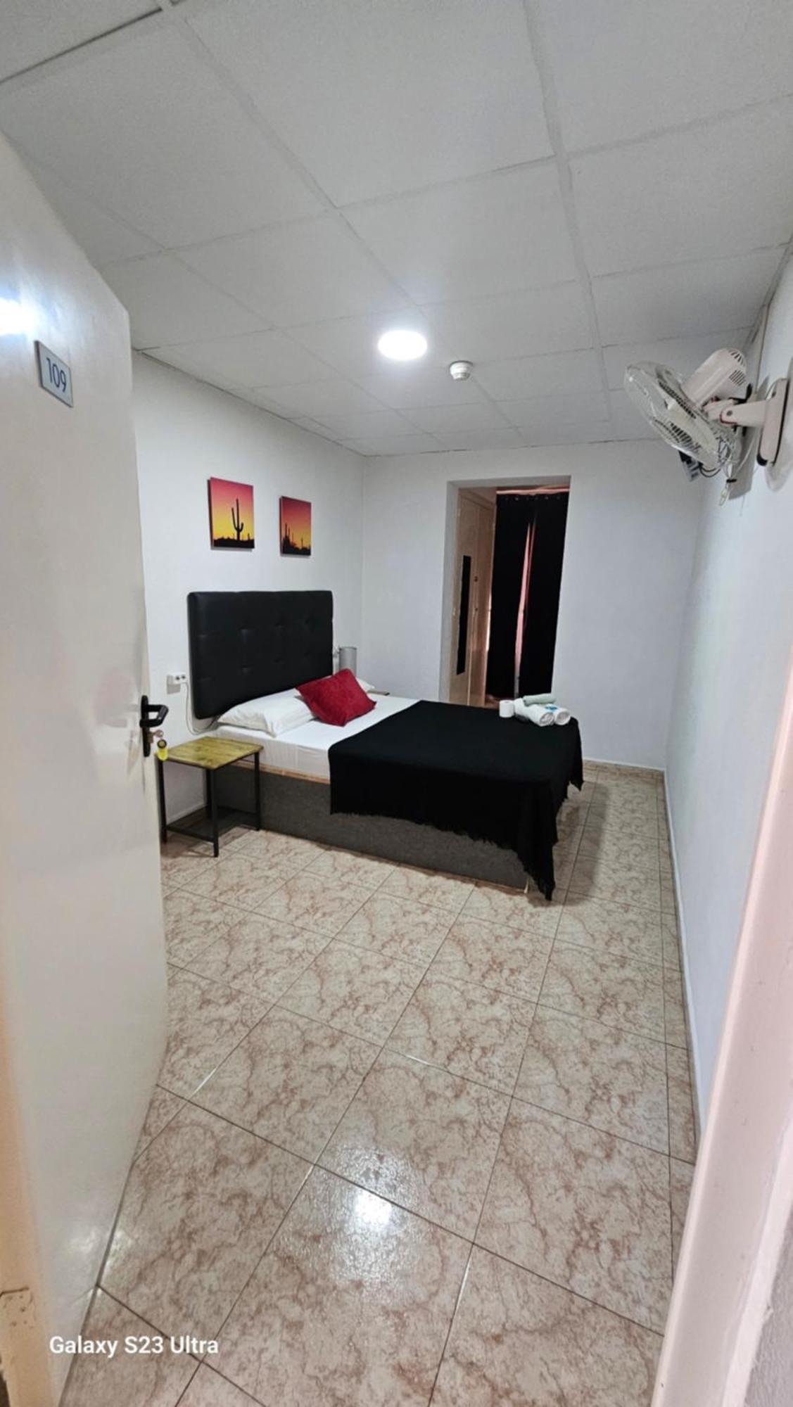 Hostal Sol Celeste Lloret de Mar Zewnętrze zdjęcie