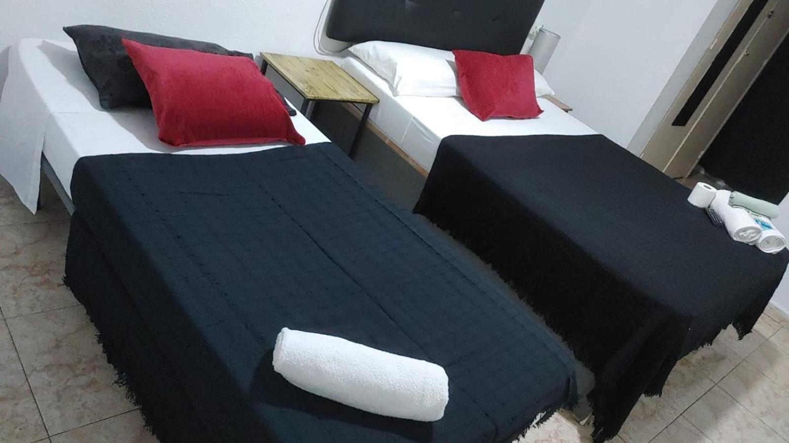 Hostal Sol Celeste Lloret de Mar Zewnętrze zdjęcie
