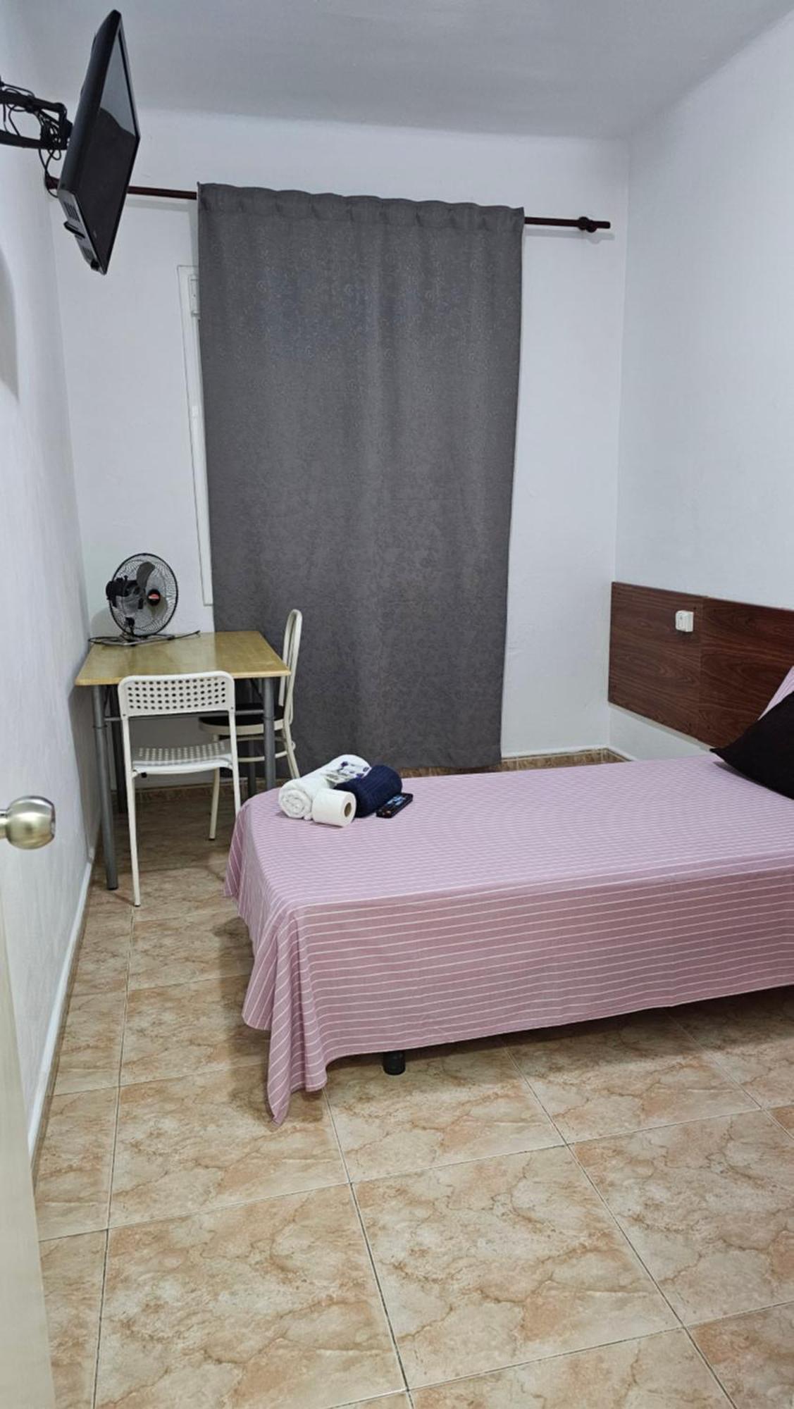 Hostal Sol Celeste Lloret de Mar Zewnętrze zdjęcie